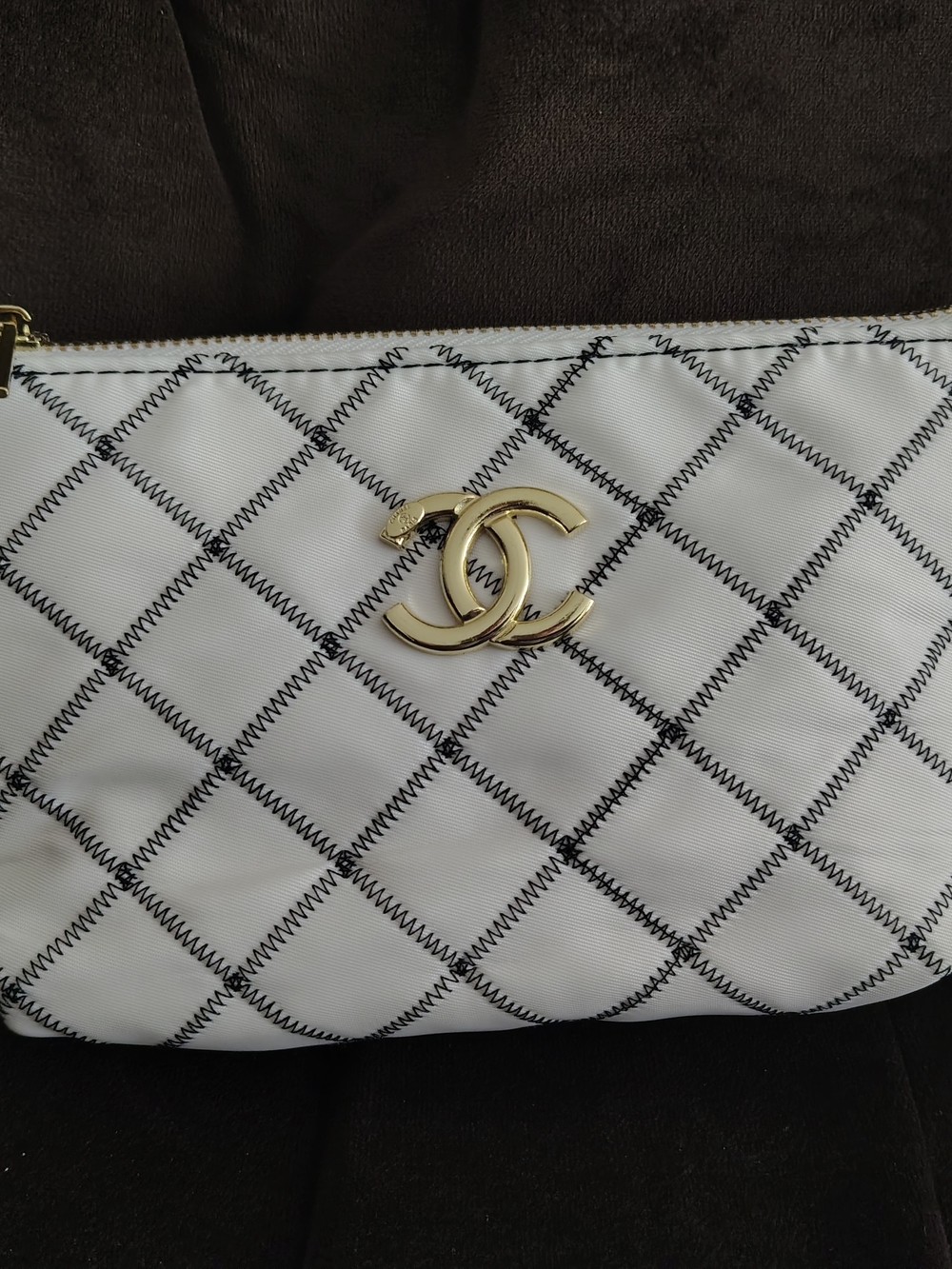 Chanel White Quilted Cosmetic Pouch with Gold Logo